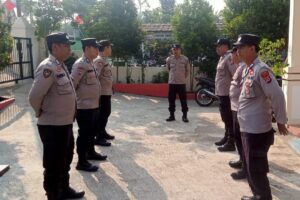 Serah Terima Piket Anggota Polsek Sajira Polres Lebak