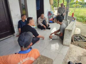 Kanit Binmas Polsek Rangkasbitung Polres Lebak Giat Problem Solving Di Kampung Carelang