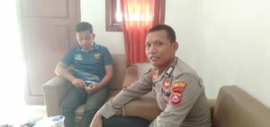 Bhabinkamtibmas Polsek Sobang Polres Lebak Sambang Silaturahmi Kamtibmas kepada Warga Masyarakat di Kp.Hariang Desa Hariang Kecamatan Sobang Kab.Lebak