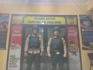 Personel Piket Polsek Lebakgedong Laksanakan Sispam Mako