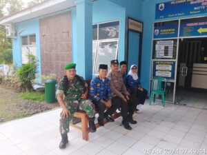 Bhabinkamtibmas Polsek Rangkasbitung Polres Lebak Sambangi Staf Kecamatan Kalanganyar