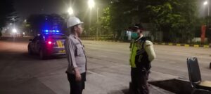 Pastikan Keamanan Polsek Kskp Banten Polres Cilegon Laksanakan Patroli Dialogis Jalur Kawasan Pelabuhan dalam rangka Cooling System