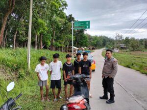 Kaspkt 3 Polsek Cimarga Polres Lebak Laksanakan Giat Patroli Dialogis Tingkatkan Kemitraan dengan Masyarakat