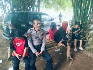 Guna menjaga Harkamtibmas, Polsek Kresek lakukan Patroli Mobile dan Dialogis di wilayah Hukum Polsek Kresek