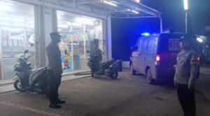 Antisipasi 3C (Curat, Curas, Curanmor), Gank Motor dan gangguan Kriminalitas lainnya, Polsek Puloampel Polres Cilegon Polda Banten laksanakan Patroli Mobile Blue Light dan Dialogis di kewilayahan
