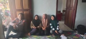 Bhabinkamtibmas Polsek Gunungkencana Polres Lebak Giat DDS Ke Desa Sukanegara