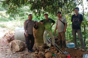 Bhabinkamtibmas , Polsek Cibeber Polres Lebak Laksanakan Giat Program Quick Wins Presisi Kapolri 2023 dengan menyambangi Warga Binaanya