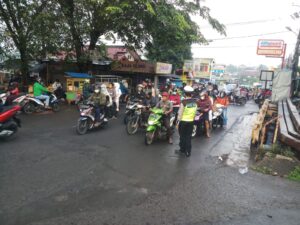 Unit Lantas Polsek Balaraja laksanakan Protap Sore wujud nyata Pelayanan Masyarakat
