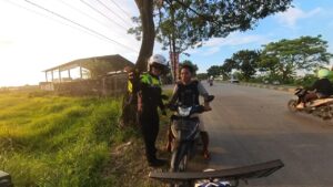 Satlantas Polres Karawang Optimalkan Patroli Humanis Kepada Pengguna Jalan
