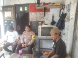 Anggota Polsek Cisoka Melaksanakan Kegiatan Patroli dan Sambang Polisi Rw