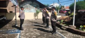Rutinitas Pengamanan Markas !!! Polsek Puloampel