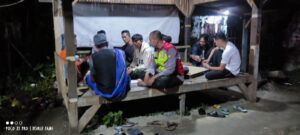Intens dengan Warga, Kanit Samapta Polsek Cimarga Polres Lebak Berpatroli Kunjungi Petugas Ronda