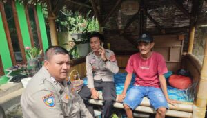 Anggota Polsek Rangkasbitung Polres Lebak Silaturahmi Ke Warga Desa Jatimulya