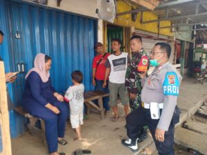 Sinergitas TNI-POLRI, Bhabinkamtibmas Polsek Telagasari dan Babinsa Kompak Sampaikan Himbauan Kamtibmas