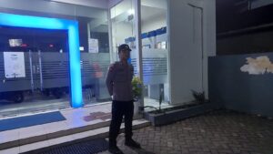 Antisipasi Kejahatan Malam Polsek Bayah Polres Lebak Laksanakan Patroli Dialogis Malam