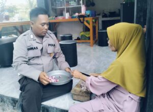Menjaga Sinergitas dengan masyarakat, Polsek Kresek lakukan Patroli Mobile dan Dialogis