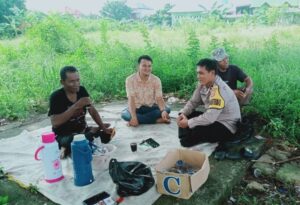 Anggota Polsek Kresek lakukan Sambang DDS di Desa, sebagai bentuk upaya menjalin sinergitas dengan masyarakat
