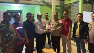 Beri Bantuan Sembako, Kapolresta Tangerang Datangi Lokasi Banjir di Jayanti