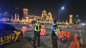 Giat Anggota Sat Samapta Polres Karawang laksanakan Patroli Perintis Presisi dan Prekat serta menyambangi Scurity perum summarecon