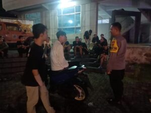 personil Babinkamtibmas Polsek Cilegon Polres Cilegon turun ke Tengah masyarakat