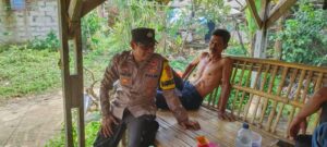 Kedekatan Polri dengan Masyarakat Bhabinkamtibmas Polsek Mancak Lakukan Sambang Dialogis