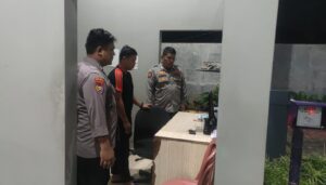 Memberikan Himbauan kamtibmas kepada Security perumahan