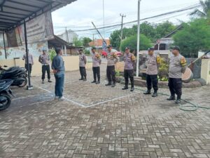 Giat Pengamanan Markas !!! Polsek Puloampel