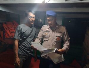 Tingkatkan Patroli Malam Hari Di Dermaga Pelabuhan Tradisional Oleh Personel Sat Polairud Polresta Tangerang