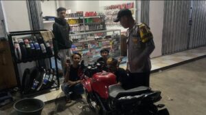 Antisipasi 3C (Curat, Curas, Curanmor), Gank Motor, Polsek Mancak Polres Cilegon Polda Banten laksanakan Patroli Mobile Blue Light dan Dialogis di kewilayahan Kec. Mancak.