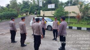 Sebelum Melaksanakan Piket, Personil Polsek Curugbitung Polres Lebak Melaksanakan Apel Serah Terima Piket Jaga