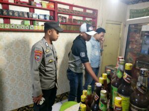 Bhabinkamtibmas Polsek Ciwandan Polres Cilegon Lakukan Kunjungan Kamtibmas