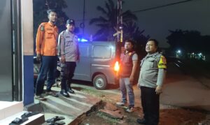 HARKAMTIBMAS Personil Polsek Cibeber Himbauan Tentang waspada kriminalitas di masyarakat !!!