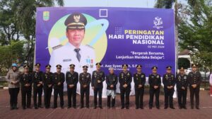 Kapolres Karawang Hadiri Upacara Peringatan Hari Pendidikan Nasional