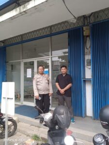Iptu Ngadiyo Melaksanakan Silaturahmi Menyambangi Masyarakat Sekaligus Rutin Kegiatan Patroli Presisi