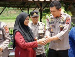 Polres Cilegon Polda Banten dan Dinas Pertanian Gelar Penanaman Bibit Cabai Bersama KWT Katuk di Citangkil