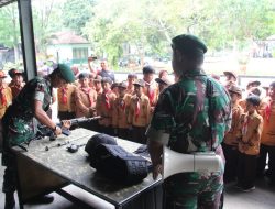 Denpal Divif 2 Kostrad Gelar Pesta Siaga untuk Tumbuhkan Jiwa Kepemimpinan Siswa SD Insan Amanah