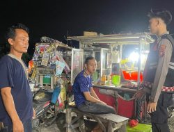 Polsek Telukjambe Barat Gencarkan Patroli Malam di Wilayah Rawan