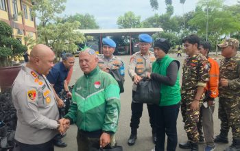 Kapolres Serang AKBP Condro Sasongko menggelar kegiatan kegiatan bakti sosial program Ngariung Iman Ngariung Aman di Mapolres Serang