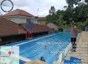 Anggota Polsek Gunungkencana Polres Lebak Monitoring Wisata Kolam Renang Talaga Kencana Di Desa Gunungkencana