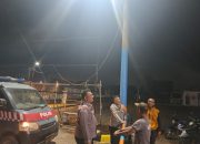 Nyata Bahwa Polisi Itu Selalu Hadir, Aipda Rossi & Bhabinkamtibmas Polsek Bojonegara Nyalakan Lampu Rotator