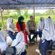 Anggota Polsek Tirtajaya melaksanakan Bimbingan dan Penyuluhan (Binluh) kepada Siswa/Siswi Smpn 1 Tirtajaya