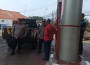 Patroli Prekat Siang Hari Jelang Long Weekend, Polsek Jatisari Lakukan Pengamanan di Objek Vital SPBU Balonggandu