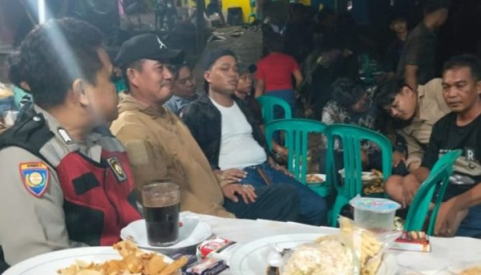 Patroli PREKAT Malam Polsek Telukjambe Barat Himbau Warga Jaga Bersama-sama Kamtibmas di Lingkungan