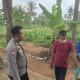Sampaikan Pesan Kamtibmas& Sosialisasi Call Center 110,Personil Reskrim Aipda Linggar & Bhabinkamtibmas Briptu Lutfi Sambang Dialogis Bersama Warga Desa Binaan