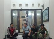 Bhabinkamtibmas Polsek Telagasari Jaga Keamanan Bersama Warga Dalam Giat Siskamling 