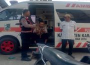 Sambangi Pengendara, Personel Polsek Lemahabang Sosialisasikan Pelarangan Knalpot Tidak Sesuai Spesifikasi Teknis