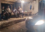 Rutin Polsek Rangkasbitung Polres Lebak Potroli Dialogis Temui Warga di Pos Ronda Sampaikan Pesan Kamtibmas