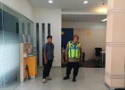 Cegah GU Kamtibmas di Bank Mandiri Unit Batujaya, Anggota Polsek Batujaya Tingkat Patroli Prekat