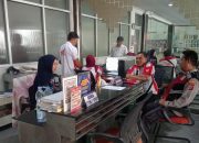 Polsek Telagasari Tingkatkan Sambang, Bhabinkamtibmas Sampaikan Imbauan Kamtibmas kepada Warga