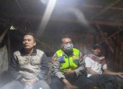 Polsek Pangkalan Lakukan Giat Sambang Dialogis, Ngawangkong Bersama Warga Kampung Karajan